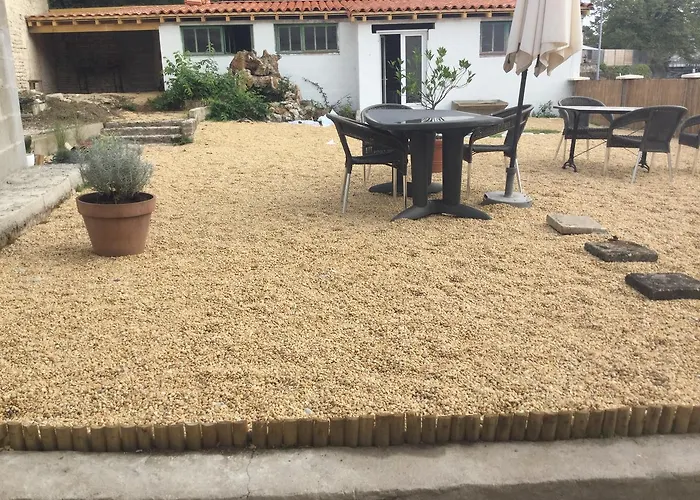 Le Lotus Hotel Niort